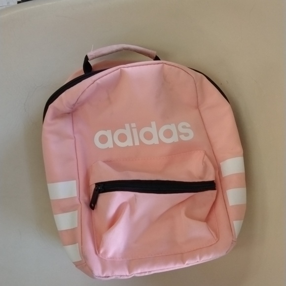 Adidas tablet/ insulated lunch/bag $28 Sz est 12x12x3 inches + free Adidas hat. - Picture 4 of 8